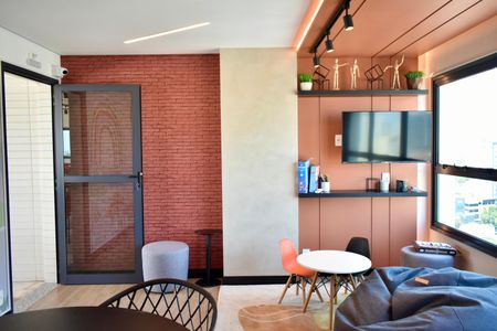 Apartamento à venda com 37m², 1 quarto e sem vaga Apartamento à venda com 37m², 1 quarto e sem vagaEspaço de Jogos