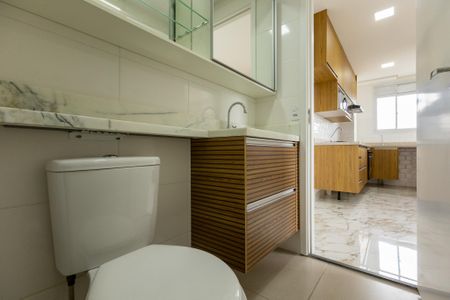 Banheiro  de apartamento para alugar com 2 quartos, 38m² em Jardim Prudência, São Paulo