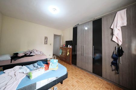 Casa à venda com 200m², 4 quartos e 2 vagasQuarto 2