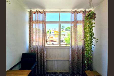 Apartamento à venda com 74m², 2 quartos e 1 vagaVaranda Quarto 02