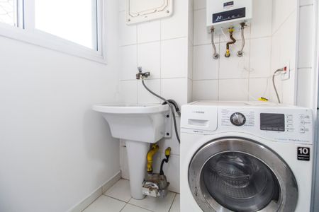 Apartamento à venda com 61m², 2 quartos e 1 vaga Apartamento à venda com 61m², 2 quartos e 1 vagaÁrea de Serviço