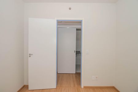 Quarto 1 de apartamento para alugar com 2 quartos, 47m² em Parque Santa Fé, Porto Alegre