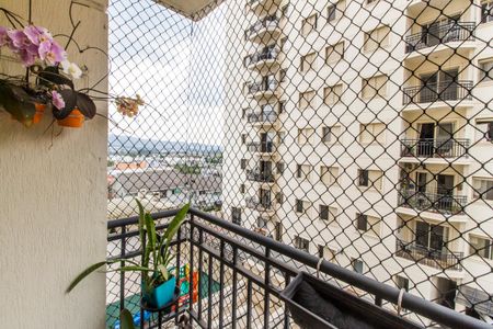 Apartamento à venda com 86m², 3 quartos e 2 vagas Apartamento à venda com 86m², 3 quartos e 2 vagasVaranda