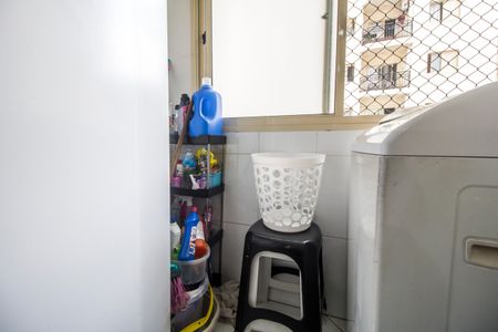 Apartamento à venda com 86m², 3 quartos e 2 vagas Apartamento à venda com 86m², 3 quartos e 2 vagasÁrea de Serviço