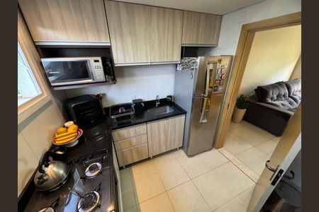 Apartamento à venda com 62m², 2 quartos e 1 vaga Apartamento à venda com 62m², 2 quartos e 1 vagaCozinha