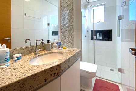 Apartamento à venda com 82m², 3 quartos e 1 vagaBanheiro