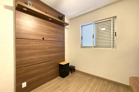 Apartamento à venda com 82m², 3 quartos e 1 vagaQuarto 2