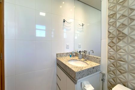 Apartamento à venda com 82m², 3 quartos e 1 vagaBanheiro da Suíte 1