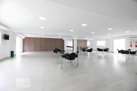 Apartamento à venda com 44m², 2 quartos e 1 vaga Apartamento à venda com 44m², 2 quartos e 1 vagaSalão de jogos