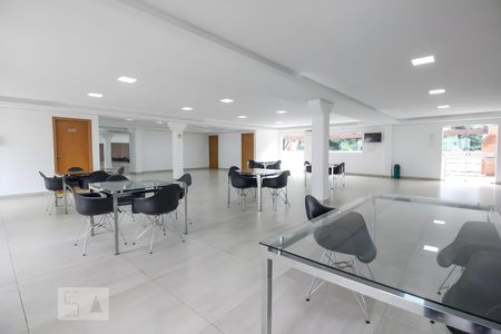 Apartamento à venda com 44m², 2 quartos e 1 vaga Apartamento à venda com 44m², 2 quartos e 1 vagaSalão de jogos