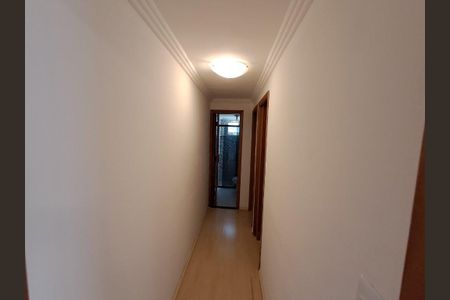 Corredor de apartamento à venda com 2 quartos, 66m² em Santa Terezinha, São Bernardo do Campo