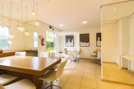 Apartamento à venda com 44m², 2 quartos e 1 vaga Apartamento à venda com 44m², 2 quartos e 1 vagaÁrea comum - Salão de festas