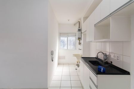 Apartamento à venda com 44m², 2 quartos e 1 vaga Apartamento à venda com 44m², 2 quartos e 1 vagaCozinha e Área de Serviço