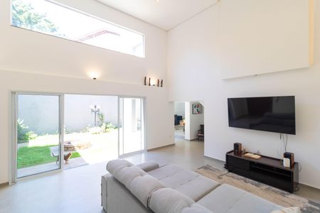 Casa à venda com 550m², 4 quartos e 7 vagasSalas