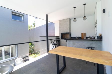 Casa à venda com 550m², 4 quartos e 7 vagasChurrasqueira