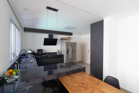 Casa à venda com 550m², 4 quartos e 7 vagasCozinha