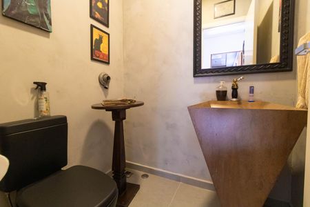 Casa à venda com 550m², 4 quartos e 7 vagasLavabo do Mezanino