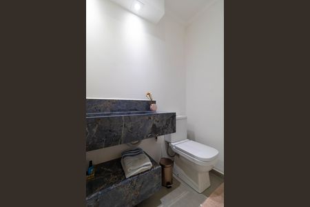 Casa à venda com 550m², 4 quartos e 7 vagasLavabo