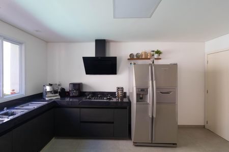 Casa à venda com 550m², 4 quartos e 7 vagasCozinha