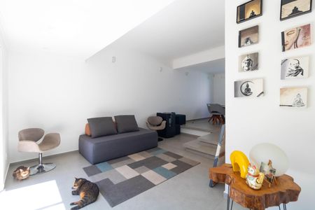 Casa à venda com 550m², 4 quartos e 7 vagasSalas