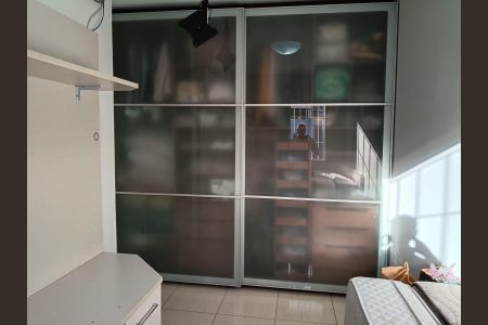 Casa à venda com 260m², 4 quartos e 8 vagas Casa à venda com 260m², 4 quartos e 8 vagasQuarto