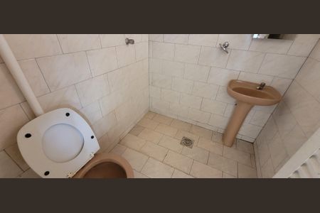 Casa para alugar com 102m², 6 quartos e 3 vagasBanheiro de Serviço