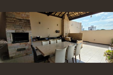 Casa para alugar com 102m², 6 quartos e 3 vagasVaranda da Cozinha