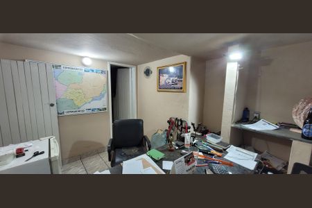 Casa para alugar com 102m², 6 quartos e 3 vagasQuarto de Serviço