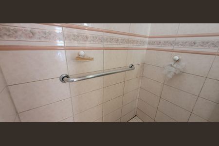 Casa para alugar com 102m², 6 quartos e 3 vagasBanheiro da Suíte