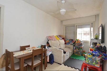 Sala de apartamento para alugar com 1 quarto, 41m² em Morro Santana, Porto Alegre