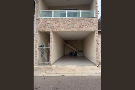 Casa à venda com 307m², 2 quartos e sem vaga Casa à venda com 307m², 2 quartos e sem vagaQuintal