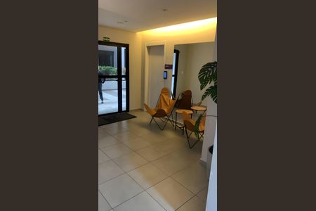 Studio à venda com 36m², 2 quartos e sem vaga Studio à venda com 36m², 2 quartos e sem vagaCorredor