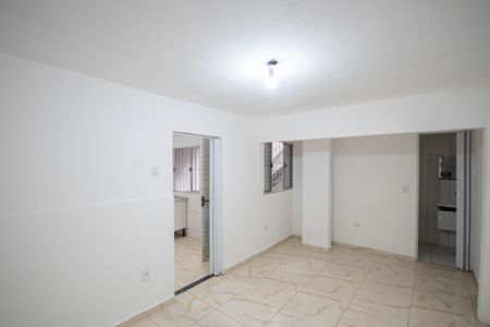 Sala/Quarto de casa para alugar com 1 quarto, 39m² em Vila Medeiros, São Paulo