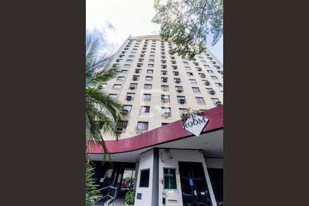 Apartamento à venda com 32m², 1 quarto e 1 vaga Apartamento à venda com 32m², 1 quarto e 1 vagaFachada