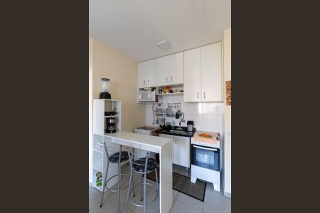 Apartamento à venda com 32m², 1 quarto e 1 vaga Apartamento à venda com 32m², 1 quarto e 1 vagaCozinha