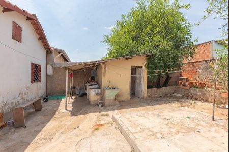 Casa à venda com 120m², 2 quartos e 1 vagaQuintal