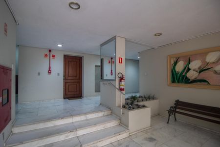 Apartamento à venda com 57m², 2 quartos e 1 vaga Apartamento à venda com 57m², 2 quartos e 1 vagaHall de entrada