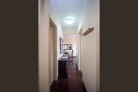 Apartamento à venda com 57m², 2 quartos e 1 vaga Apartamento à venda com 57m², 2 quartos e 1 vagaCorredor