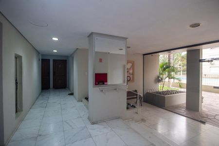 Apartamento à venda com 57m², 2 quartos e 1 vaga Apartamento à venda com 57m², 2 quartos e 1 vagaHall de entrada