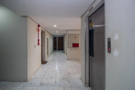 Apartamento à venda com 57m², 2 quartos e 1 vaga Apartamento à venda com 57m², 2 quartos e 1 vagaHall de entrada