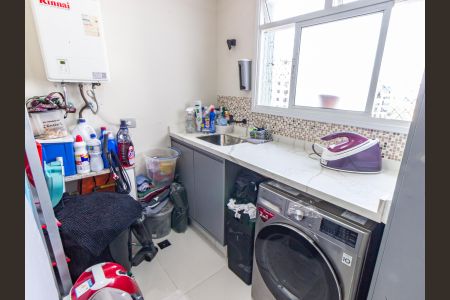 Apartamento à venda com 79m², 3 quartos e 2 vagasÁrea de Serviço