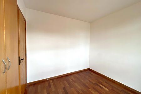 Apartamento à venda com 75m², 3 quartos e 1 vaga Apartamento à venda com 75m², 3 quartos e 1 vagaQuarto 2