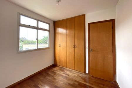 Apartamento à venda com 75m², 3 quartos e 1 vaga Apartamento à venda com 75m², 3 quartos e 1 vagaQuarto 2