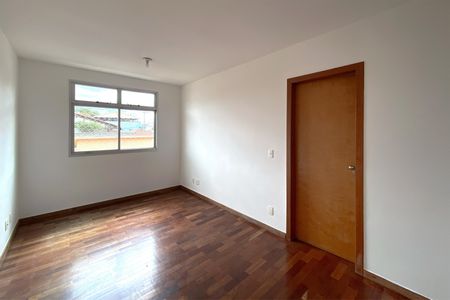 Sala de apartamento à venda com 3 quartos, 75m² em Pompéia, Belo Horizonte