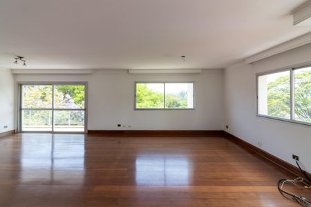 Apartamento à venda com 237m², 4 quartos e 3 vagas Apartamento à venda com 237m², 4 quartos e 3 vagasSala