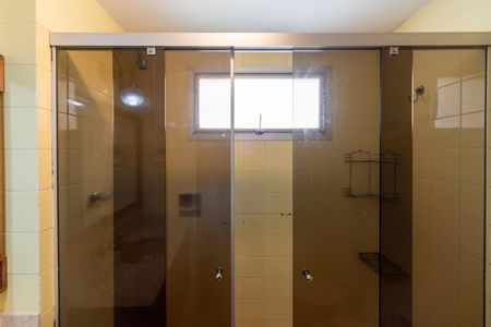 Apartamento à venda com 237m², 4 quartos e 3 vagas Apartamento à venda com 237m², 4 quartos e 3 vagasBanheiro da Suíte 2