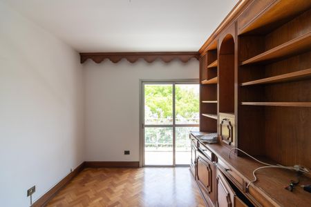 Apartamento à venda com 237m², 4 quartos e 3 vagas Apartamento à venda com 237m², 4 quartos e 3 vagasQuarto 1