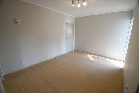 Sala de apartamento para alugar com 2 quartos, 75m² em Centro, Campinas