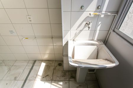 Apartamento à venda com 48m², 2 quartos e 1 vaga Apartamento à venda com 48m², 2 quartos e 1 vagaÁrea de Serviço