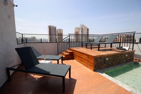 Apartamento à venda com 26m², 1 quarto e sem vaga Apartamento à venda com 26m², 1 quarto e sem vagaPiscina